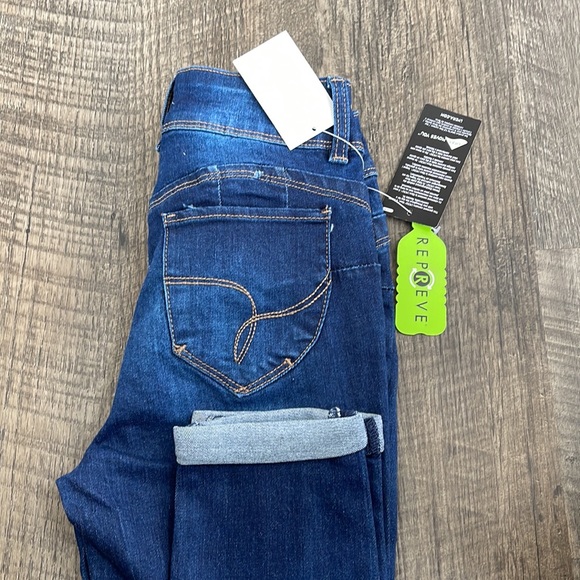 YMI size 3 Mid Rise - Picture 4 of 6